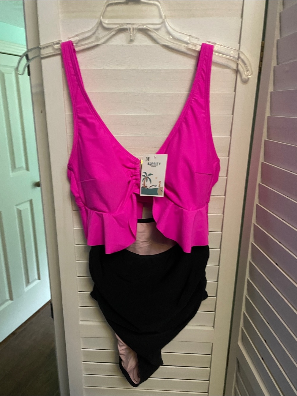 Women’s size medium one piece bathing suit